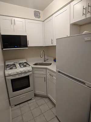 Rented by Guidance Realty Corp. | media 7