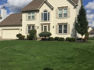 7850 Huntington Cir, Youngstown, OH 44512