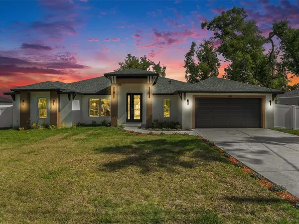 106 1st Ave NE, Lutz, FL 33549