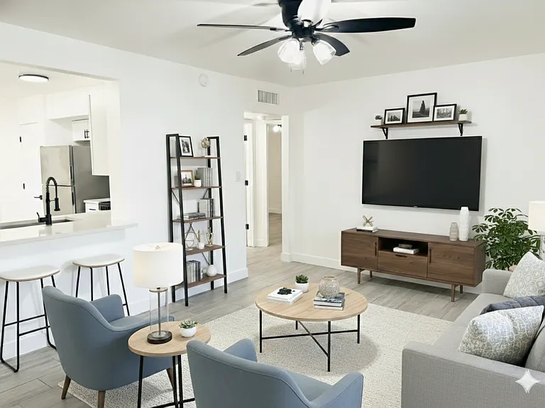 The James — Photo 5