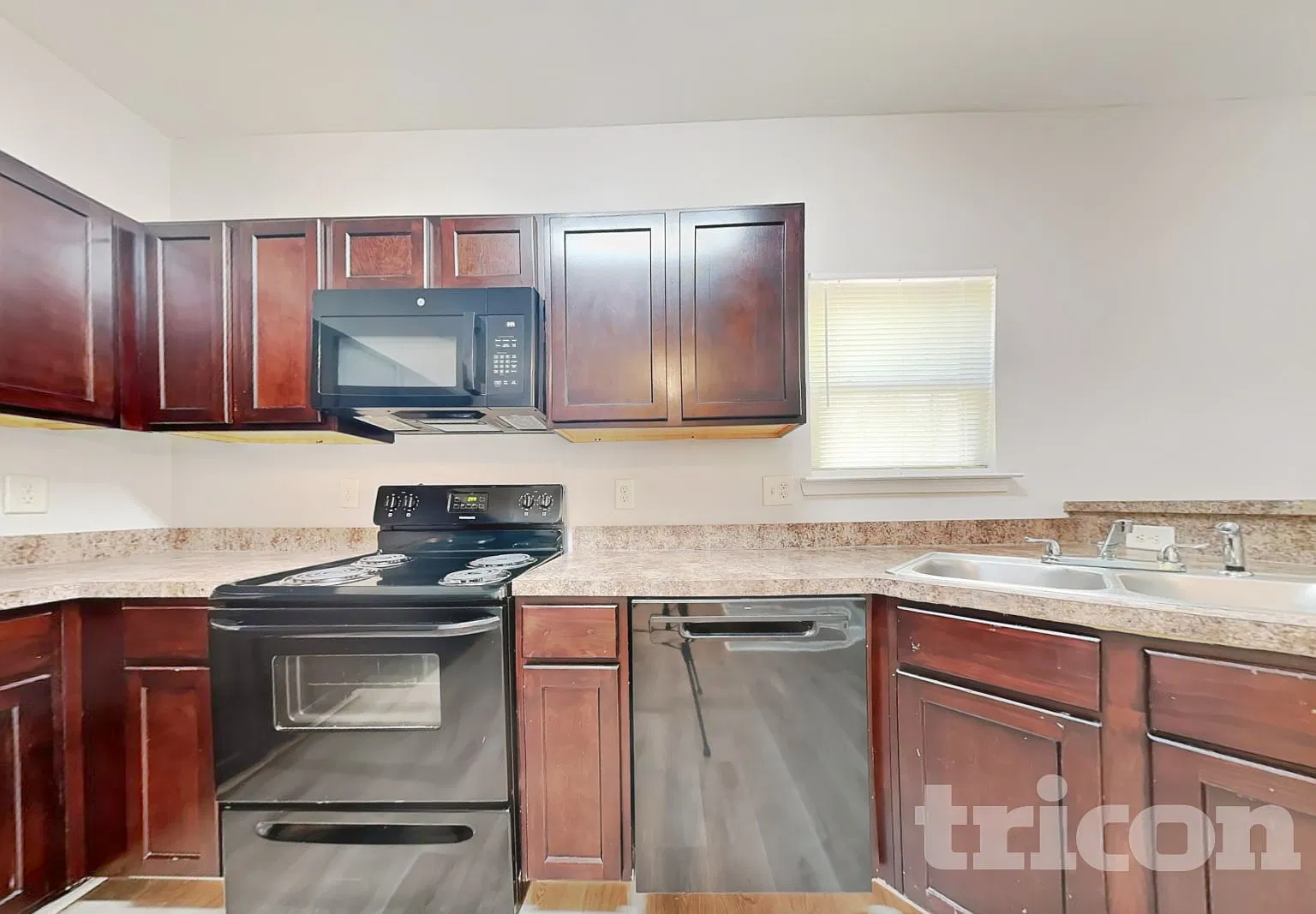 55 Carriage Hills Drive SE Cartersville GA — Photo 4