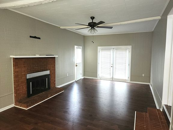 5th image of 831 Siloam Rd