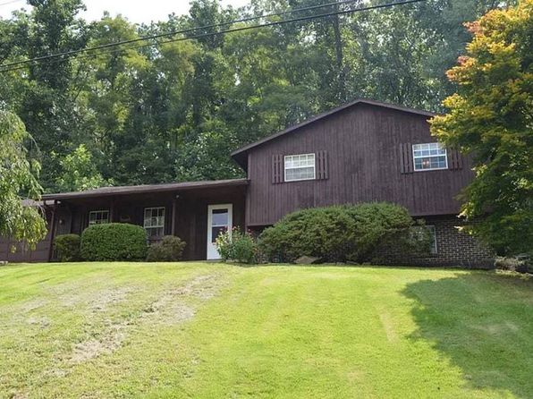 914 Meadow Hts, Paden City, WV 26159