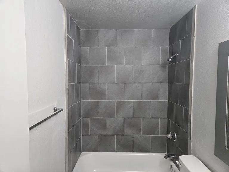 7305 Village Green Dr — Photo 19
