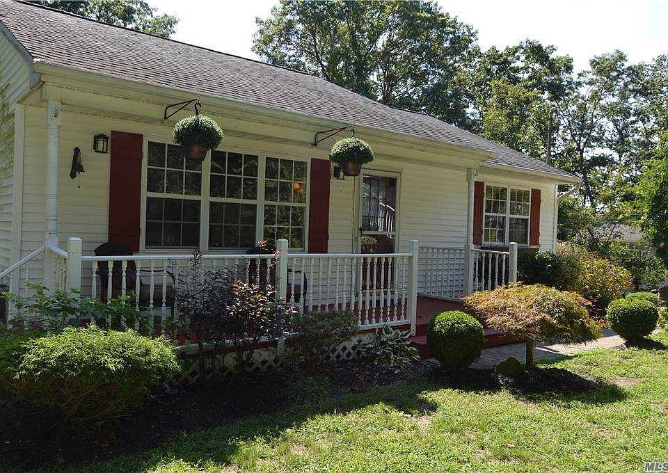 1st image of 50 Park Dr