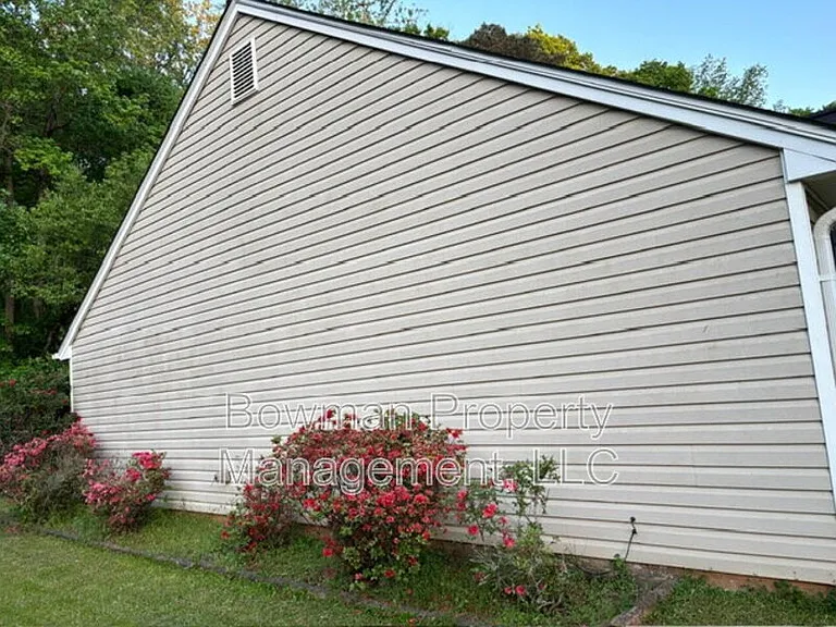 239 Jasmine Trl — Photo 28