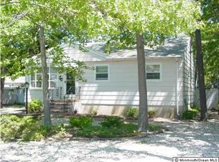 150 Walnut Creek Ln, Toms River, NJ 08753