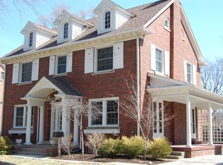 2308 Meadowwood Dr, Toledo, OH 43606