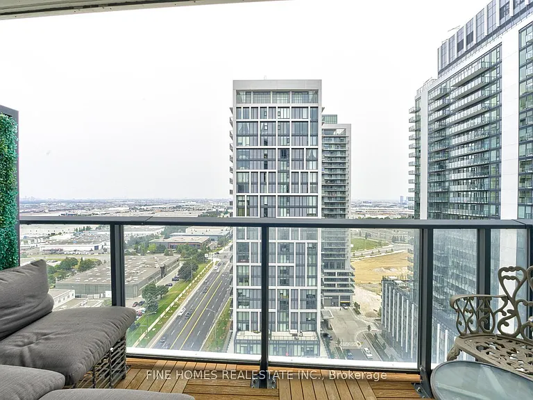 9000 Jane St #1903 — Photo 28