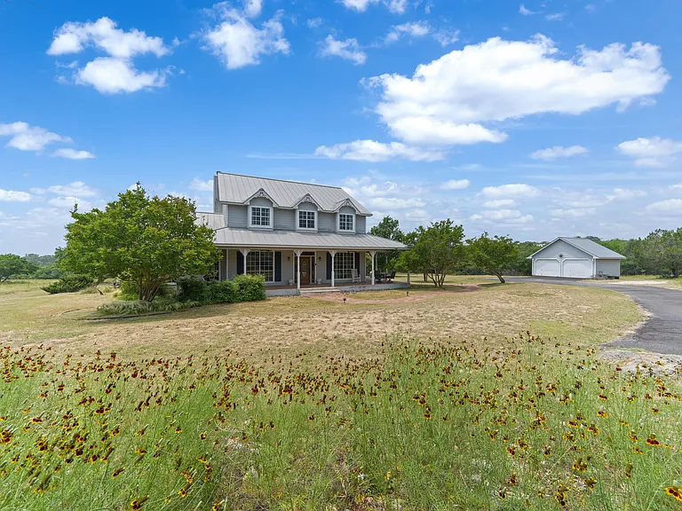 103 Saddle View Dr — Photo 4