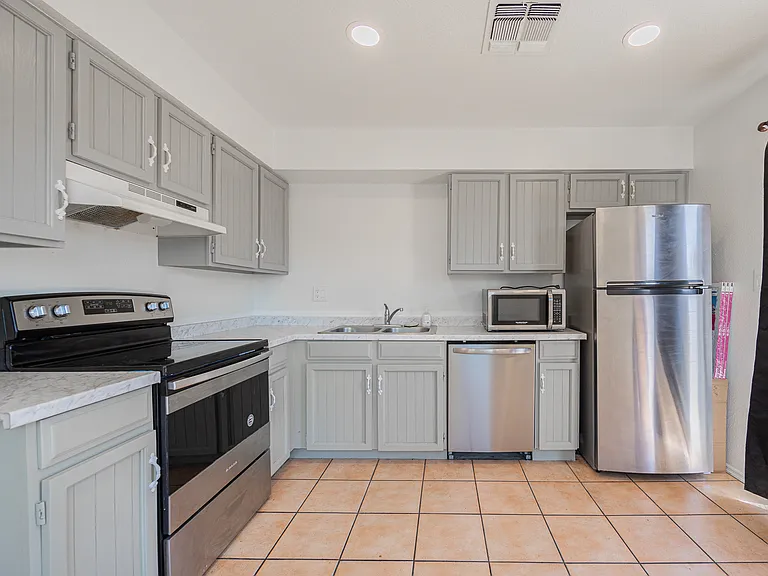 2145 S Dorsey Ln — Photo 9