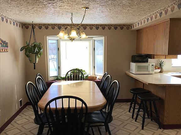 3rd image of 127 Tyra Dr