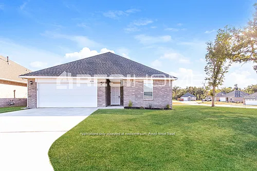8030B Wesley Ave Photo 1