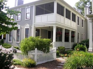 12 Riverbank Dr, Beverly Hills, MI 48025