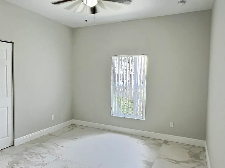 413 Martin Ave — Photo 11