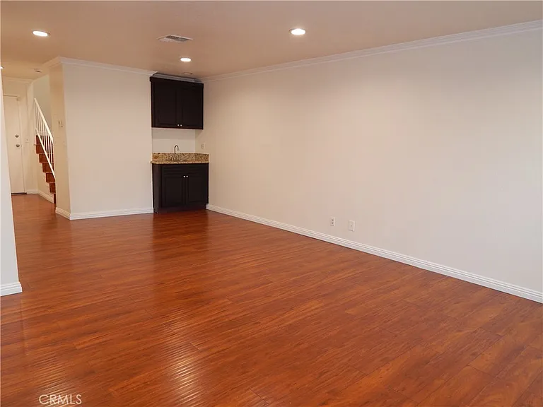 11834 Gilmore St — Photo 5
