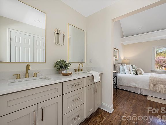 4th image of 3512 Donovan Pl