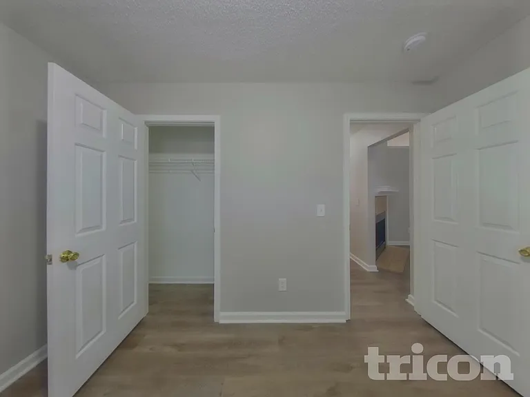 173 Burma Rd — Photo 12