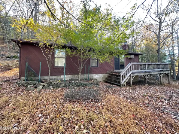 139 Falling Waters Blvd, Lackawaxen, PA 18435