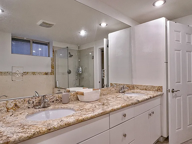 10057 Arrowsmith Ave S — Photo 22
