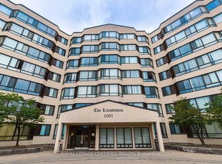 1001 Cedarglen Gate #620, Mississauga, ON L5C 4R2