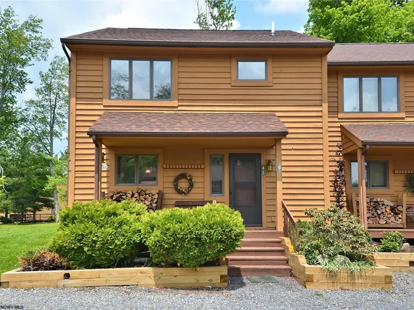 45 Deerfield Vlg #45, Davis, WV 26260