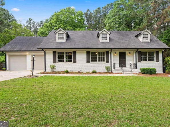 380 Grady Ave, Fayetteville, GA 30214