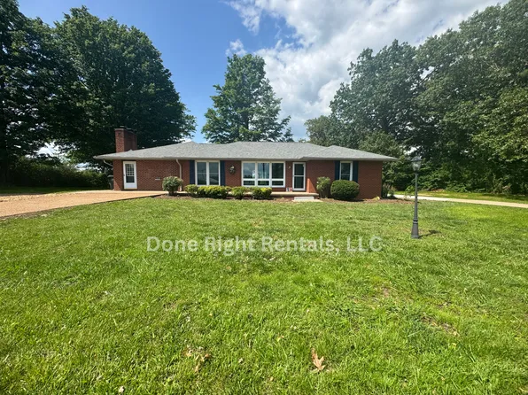 388 E Noel Dr, Cadiz, KY 42211