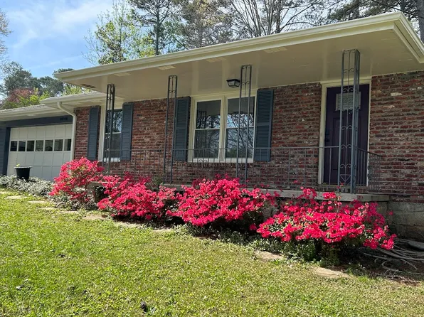 2844 Locksley Ct, Tucker, GA 30084