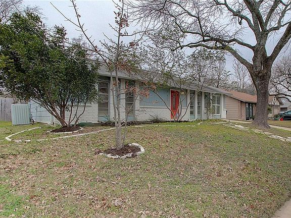 2nd image of 10100 Woodstock Dr
