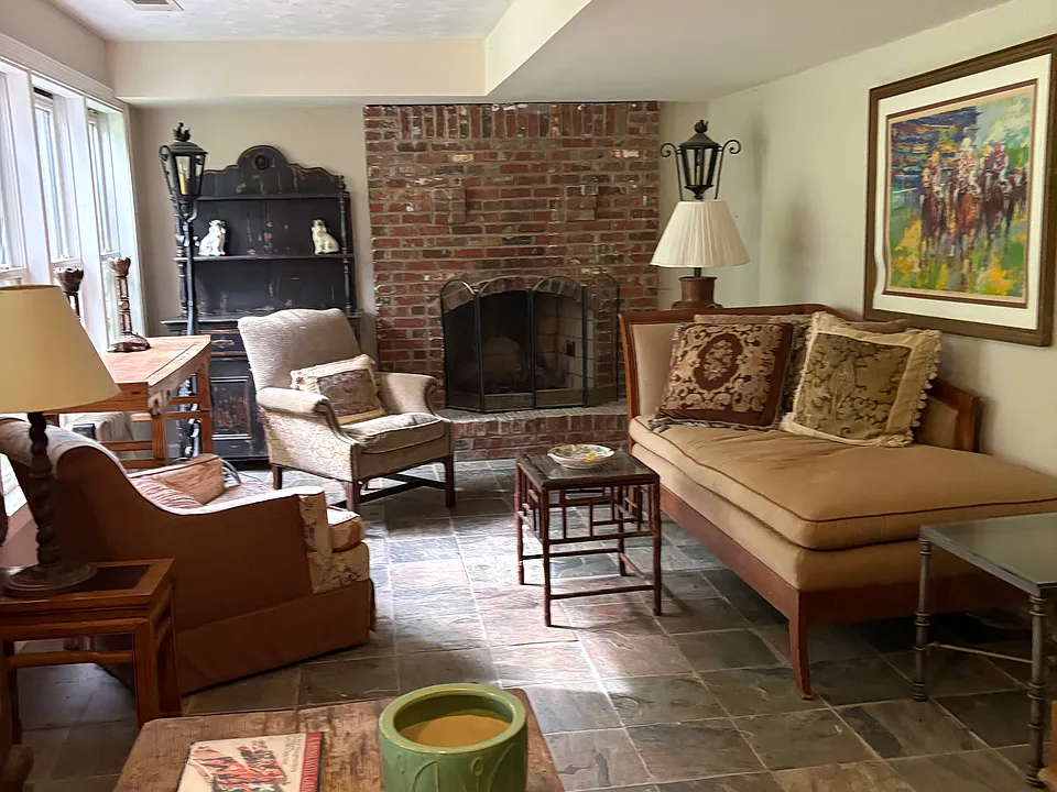 2311 Oregon Rd