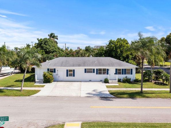 137 Hawthorne Dr APT B