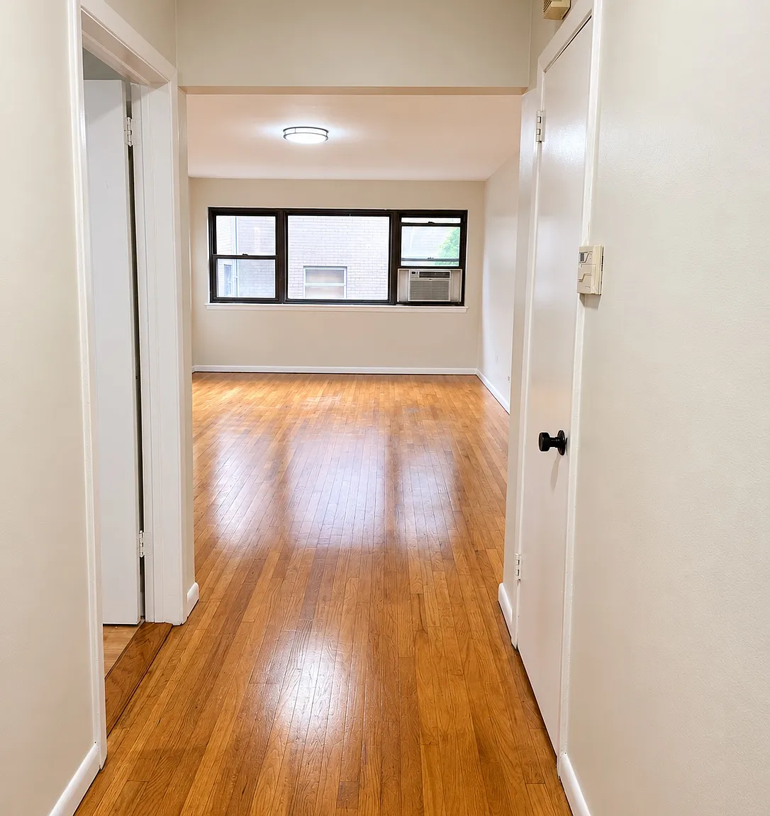 1 bed, $2,150 — Photo 4