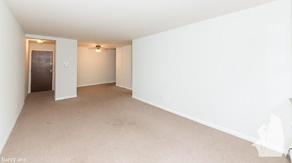 1st image of 447 W Barry Ave #1226
