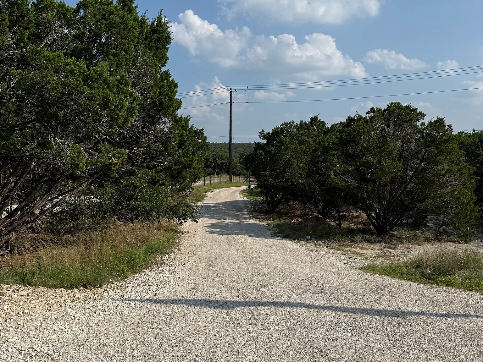 3 bed, 1702 sqft, $2,500 — Photo 4