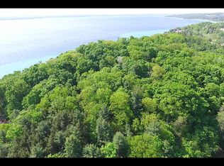 1718 Moonrise Ct, Traverse City, MI 49686