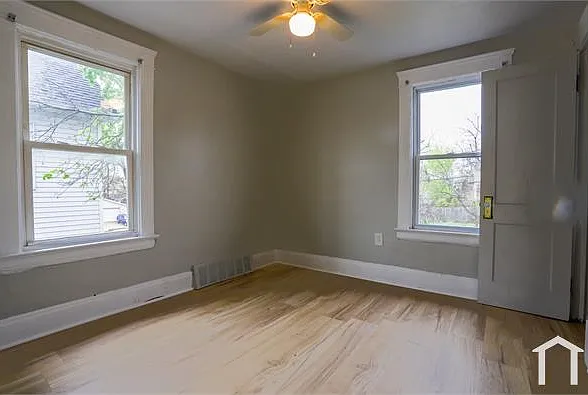 2 bed, $1,200 — Photo 3