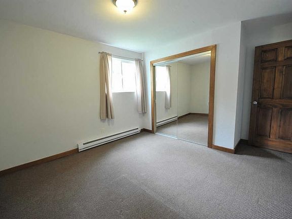 5th image of 871 W Beaver Creek Blvd #9
