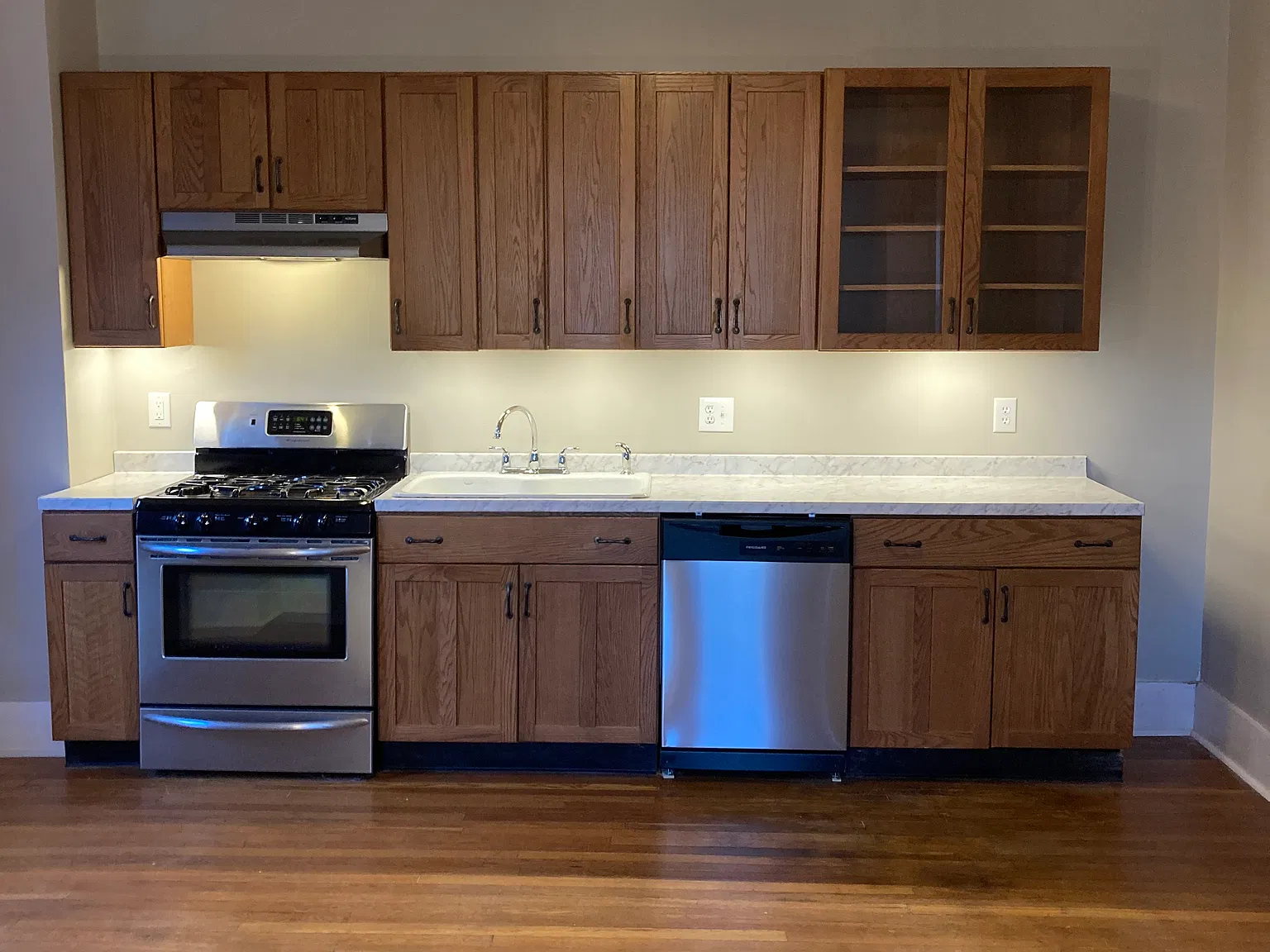 1 bed, 625 sqft, $1,300 — Photo 2