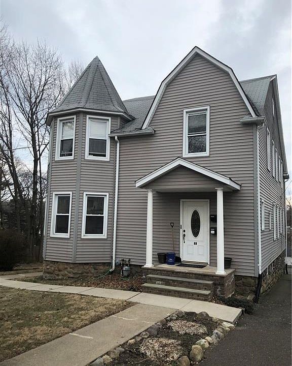 1st image of 57 N Main St APT 3