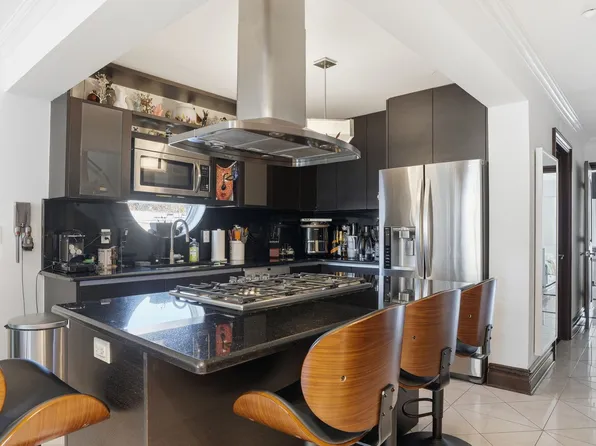 4051 Nostrand Avenue image 24 of 37