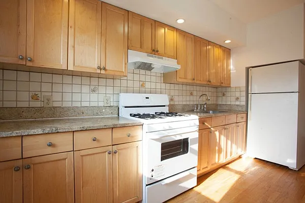 Rented by Dream Space Realty | media 15