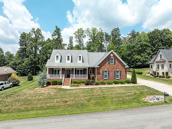 2nd image of 6623 Aspen Forest Ln