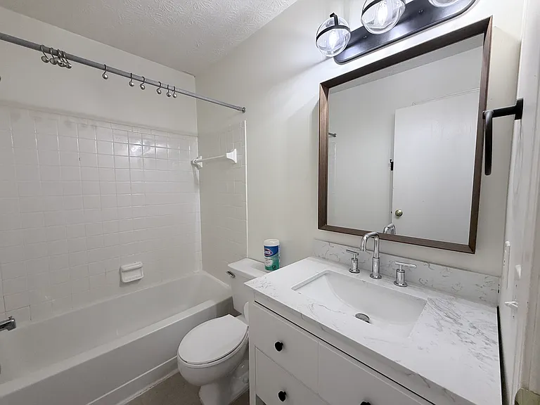 4849 Herndon Dr — Photo 32