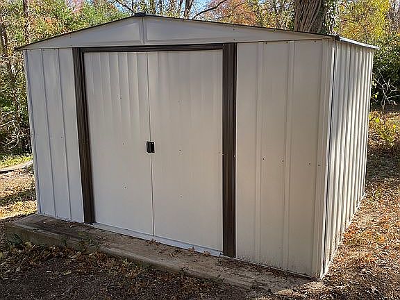 4th image of 5917 Dogwood Ln