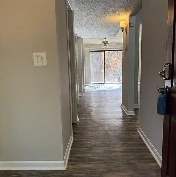 6222 Overlook Rd — Photo 2
