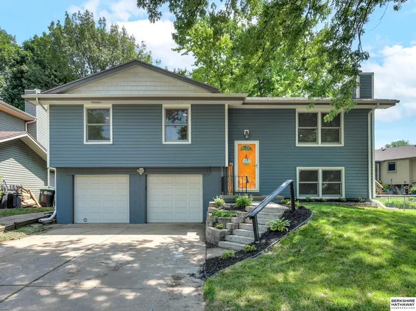 105 N 154th St, Omaha, NE 68154