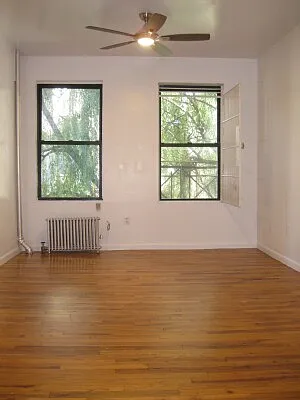 Rented by Tower Brokerage | media 38