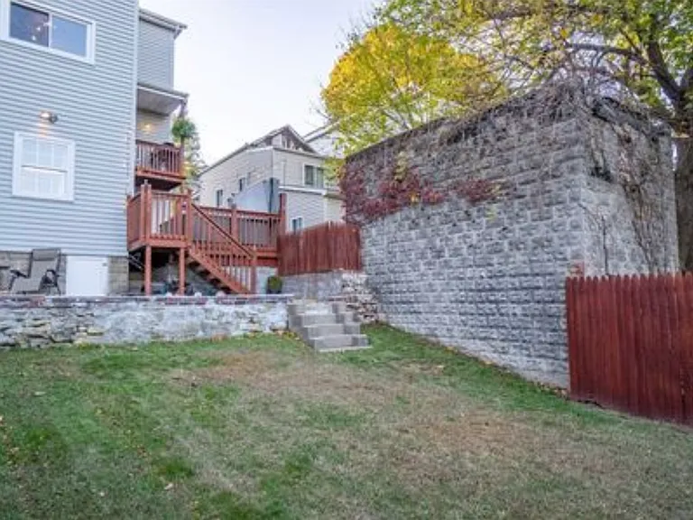 319 Amabell St — Photo 30