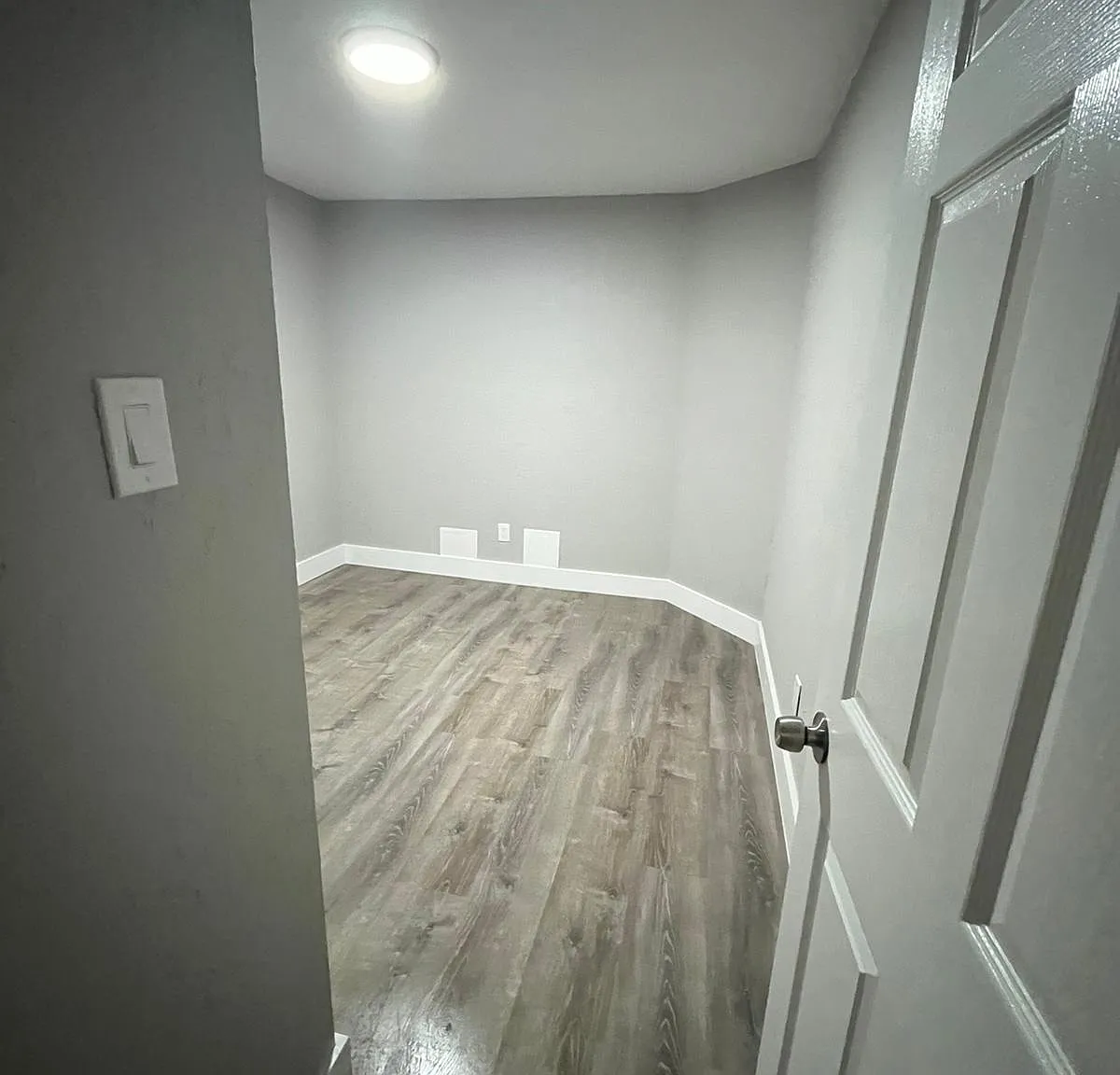 1 bed, 596 sqft, $2,050 — Photo 4